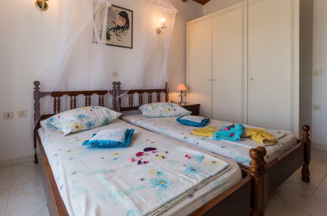 Villa Anna Apartments - 550M From The Beach, By Zantewize Vasilikí Dış mekan fotoğraf
